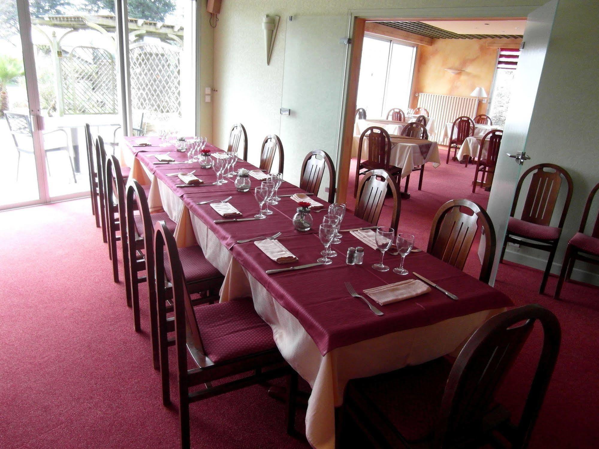 Hotel Particulier Le Rocher Des Marais 